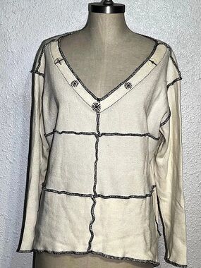 Hand jive Buttercup Thermal Cream Sheer V-Neck Tunic